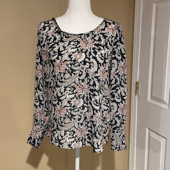 Loft floral blouse with gold button detail - Size Medium - Picture 1 of 4